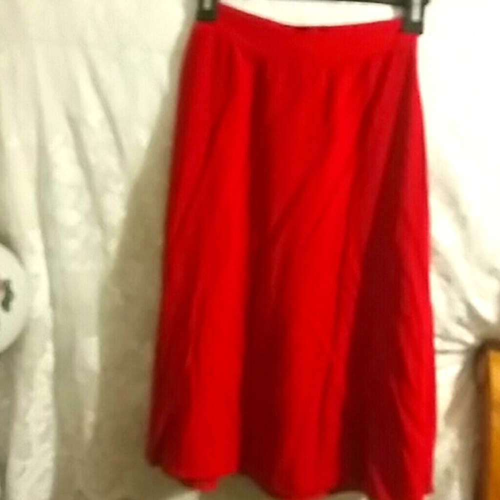 Forever 21 red skirt with attached slip